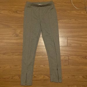 Zara (brand) Skinny, cotton.